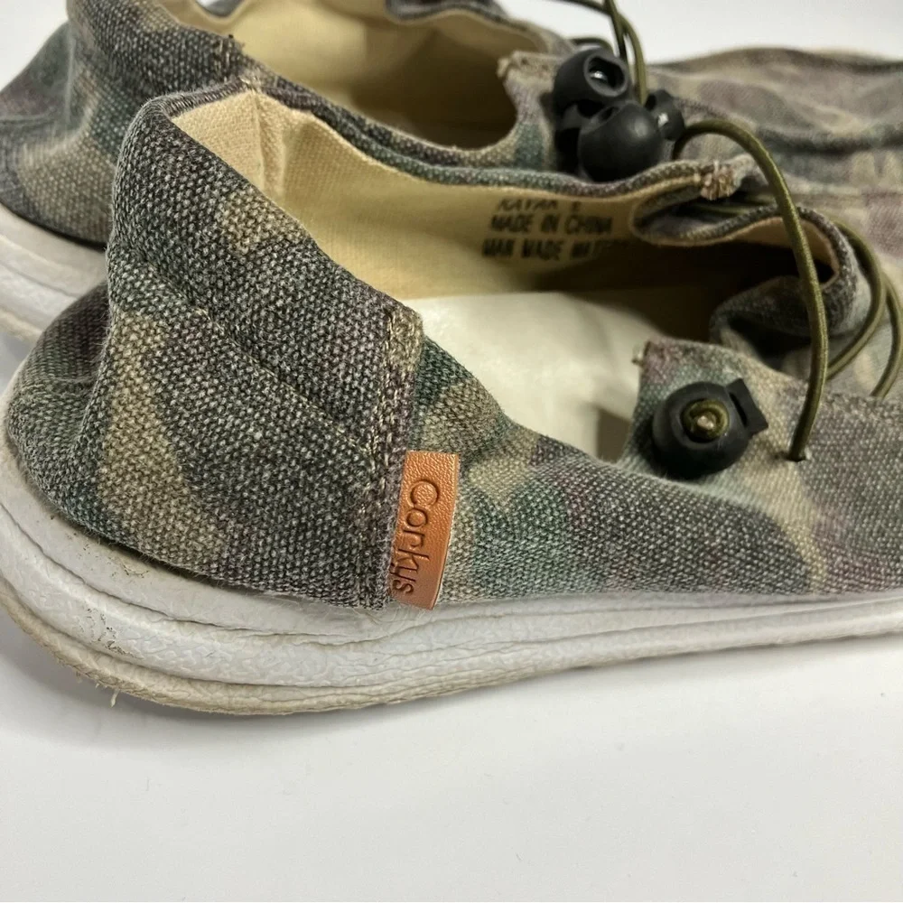 Corky’s kayak camouflage canvas‎ loafers size 9